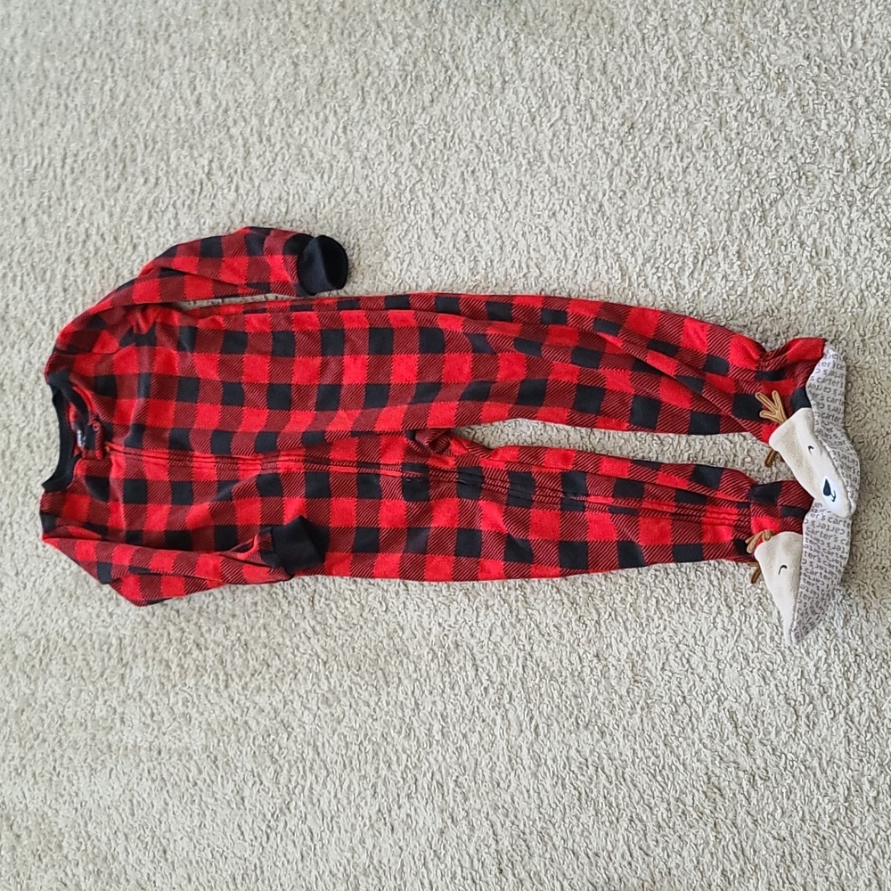 Carter's Footie pajamas 5t
